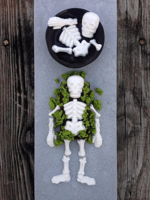Spooky Scary Skeletons