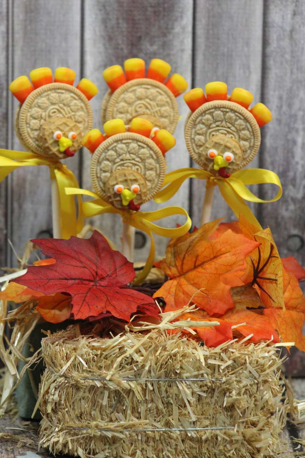 Oreo turkey Cookies