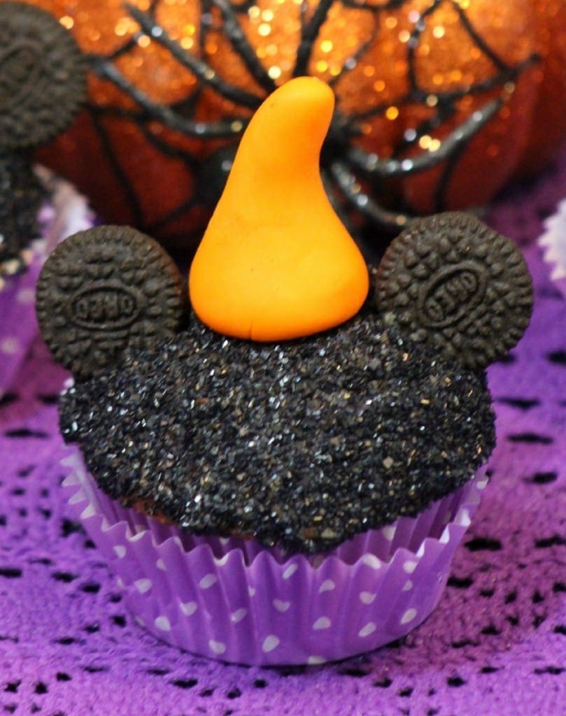 Easy Disney Halloween Cupcakes