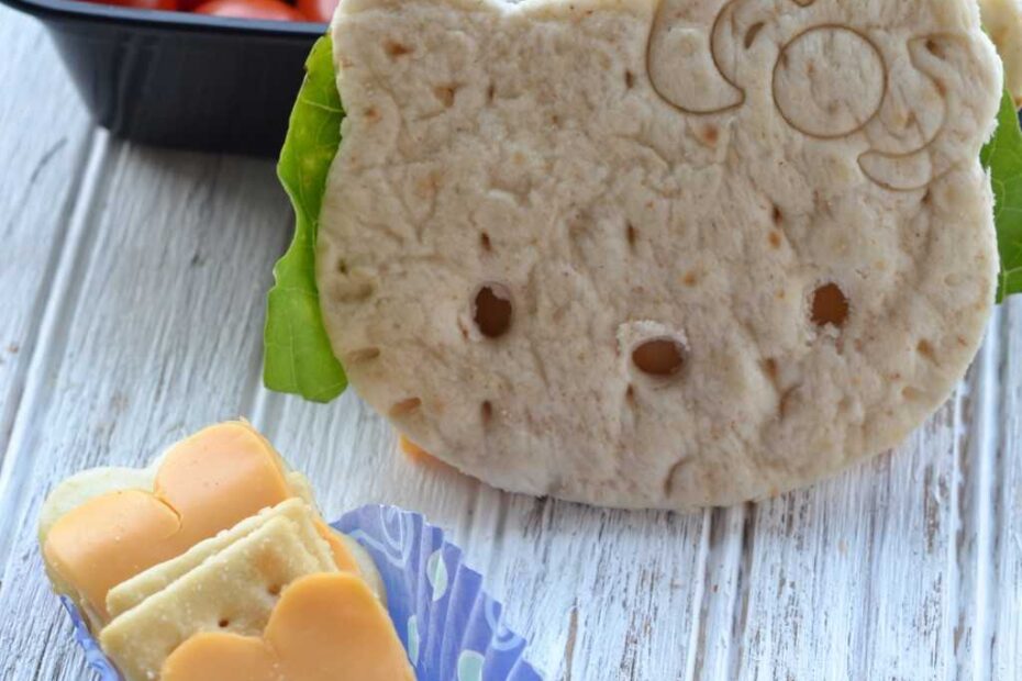 Hello Kitty Bento Box