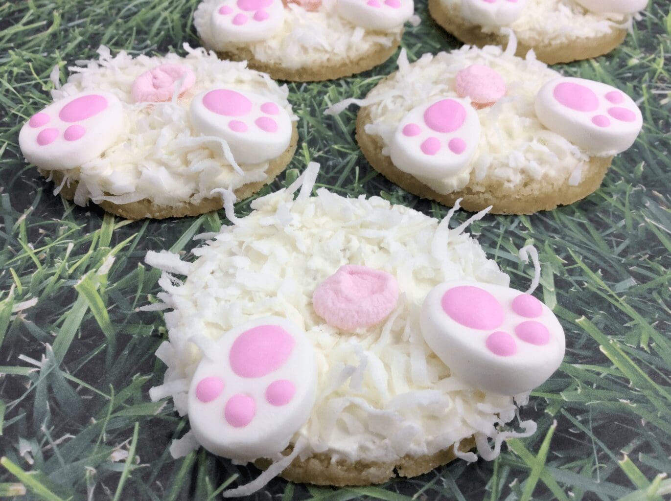 Bunny butt cookies
