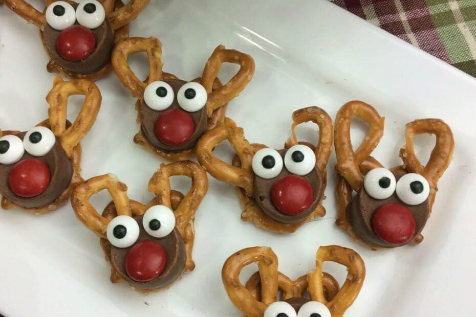 Pretzel Reindeers