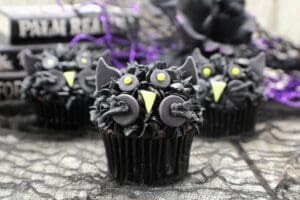 Movie Night Magic: How To Make Hocus Pocus Cupcakes